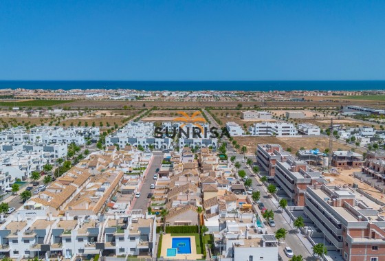 Apartment · Resale - Pilar de la Horadada · Alicante · Spain