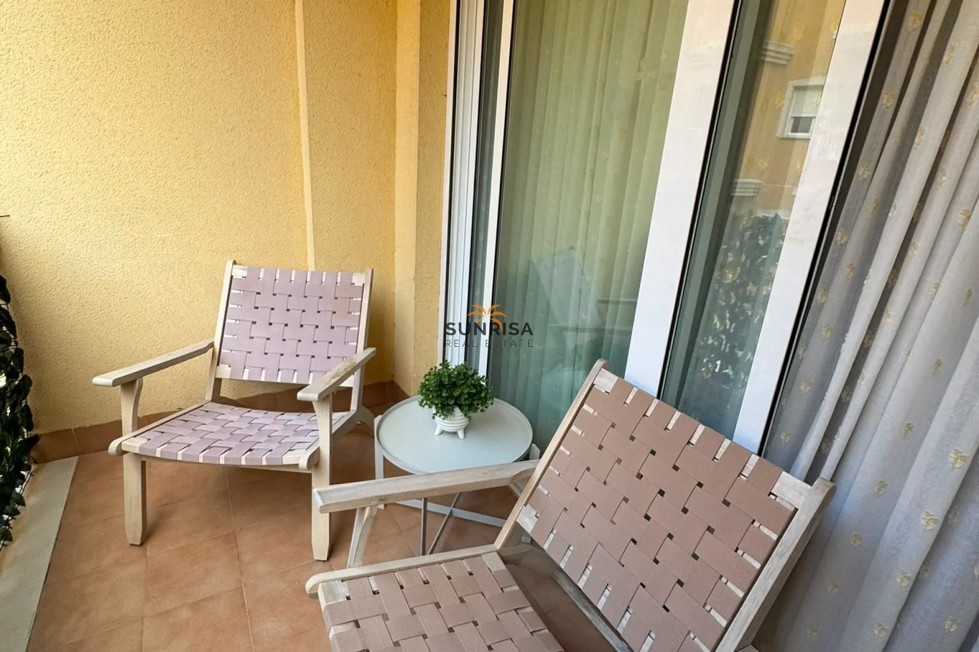 Resale - Apartment - Formentera del Segura