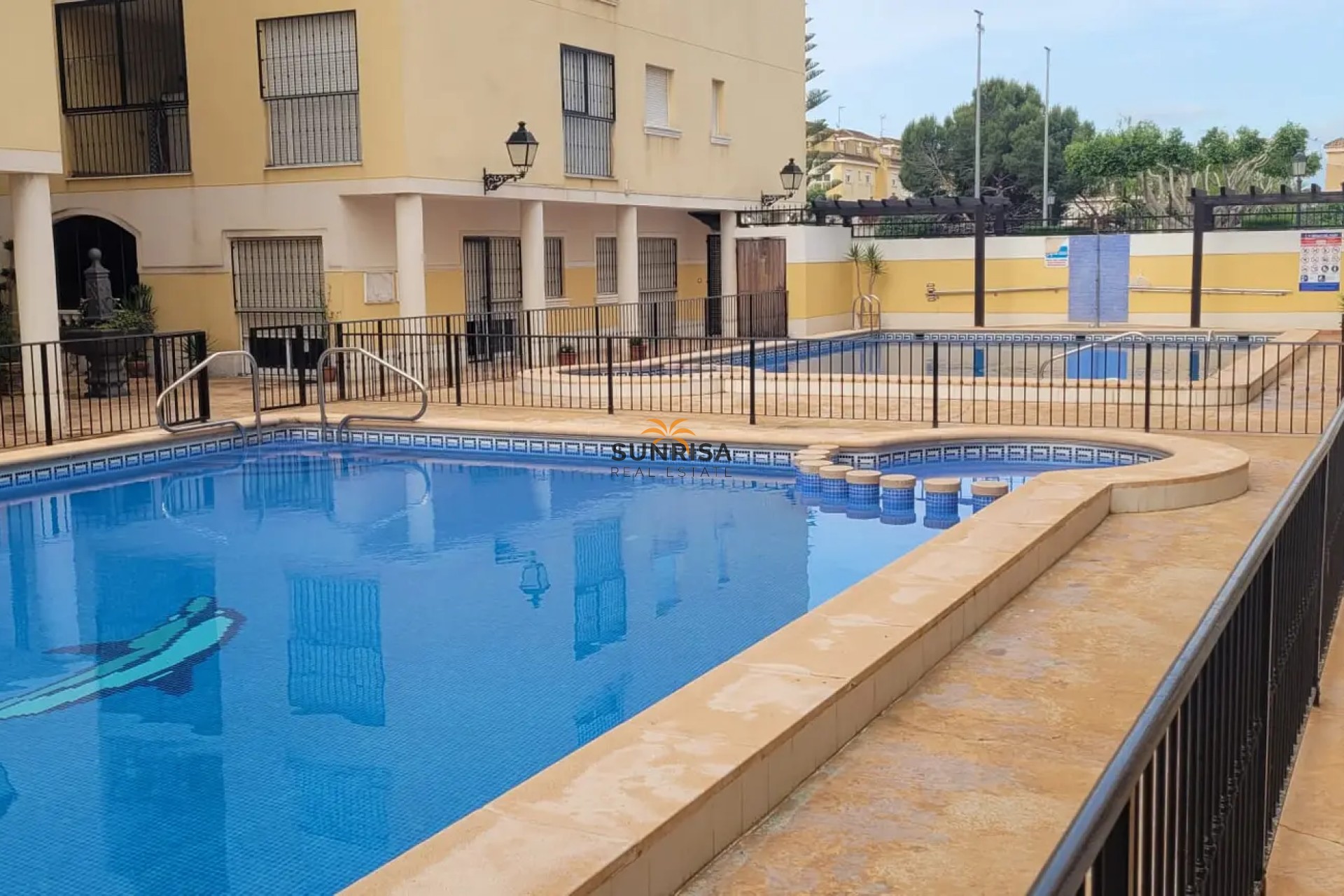 Resale - Apartment - Formentera del Segura