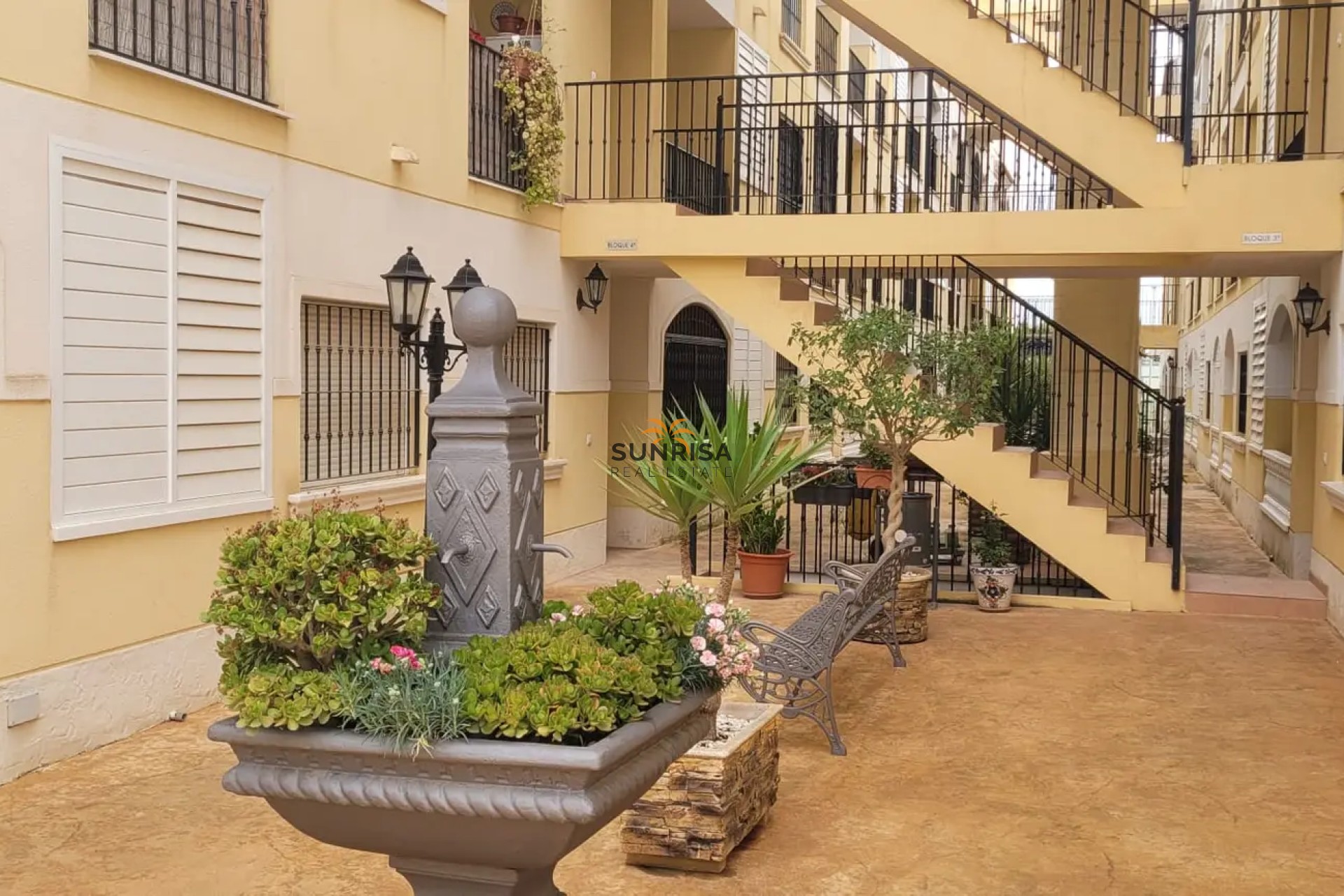 Resale - Apartment - Formentera del Segura