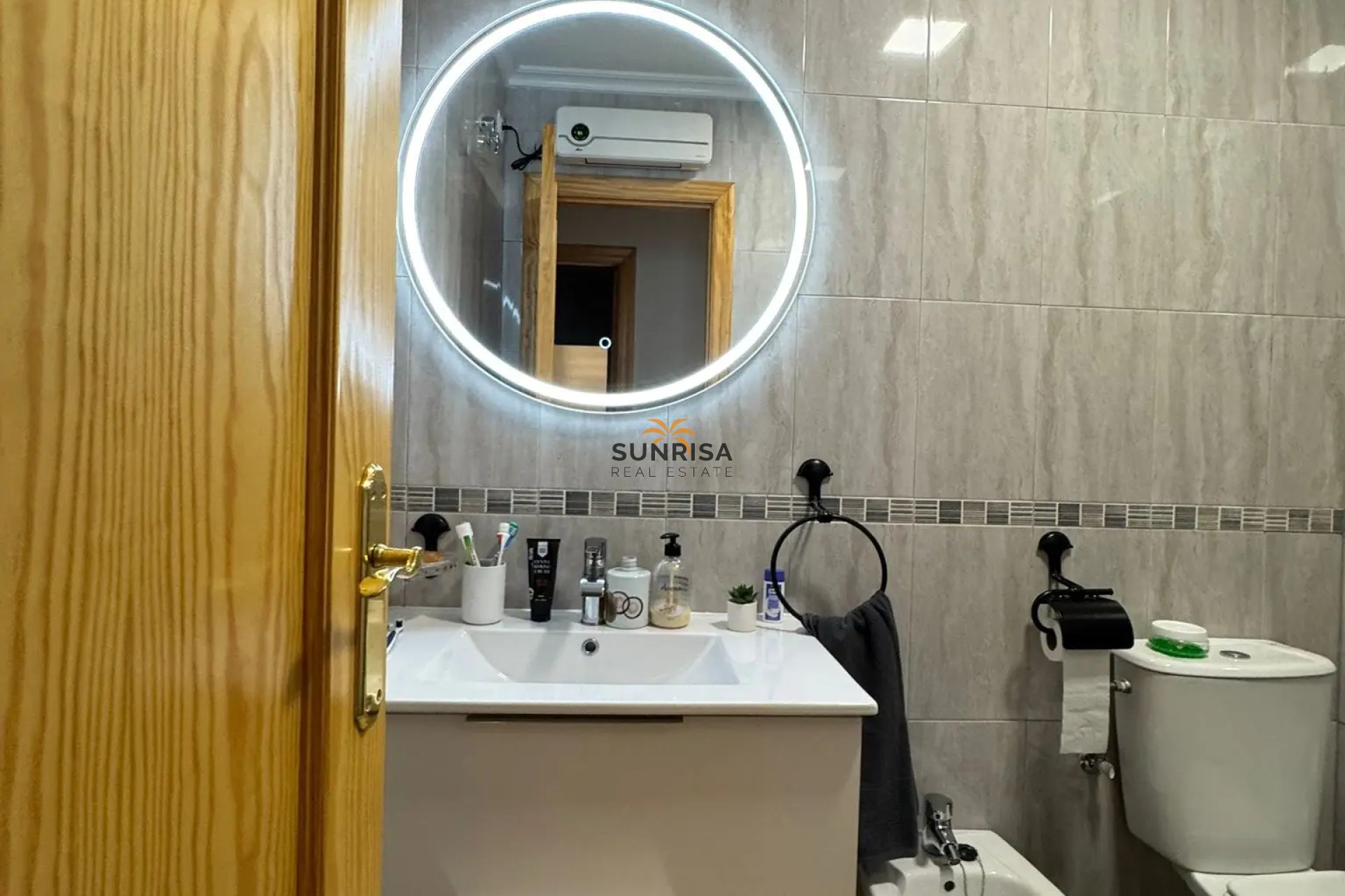 Resale - Apartment - Formentera del Segura
