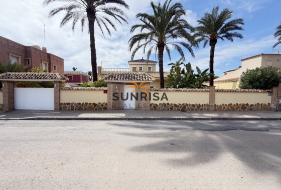 Villa · Revente - Cabo Roig · Alicante · Espagne