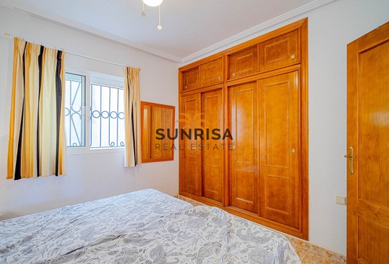Appartement · Revente - Punta Prima · Alicante · Espagne