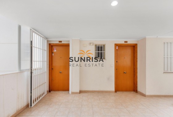 Appartement · Herverkoop - Torrevieja · El Calvario / El Molino · Alicante · Spanje