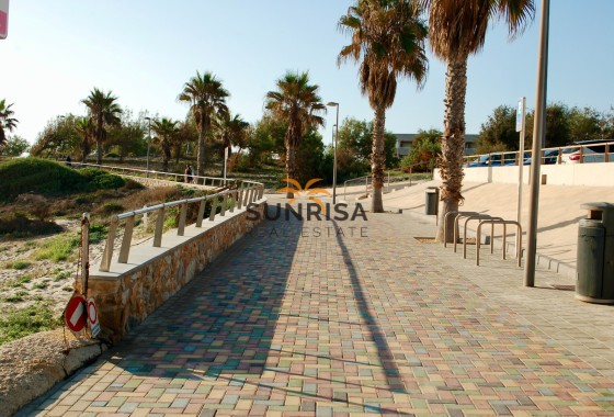 Bungalow · Revente - Pilar de la Horadada · Mil Palmeras · Alicante · Espagne