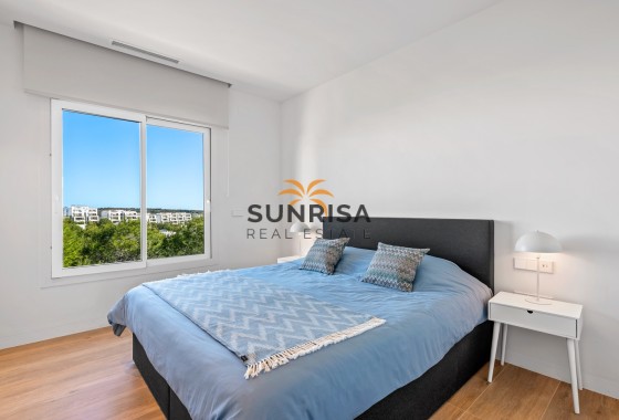 Appartement · Herverkoop - Las Colinas Golf & Country Club · Alicante · Spanje