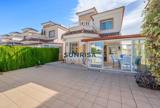 Villa · Herverkoop - Guardamar del Segura · Alicante · Spanje