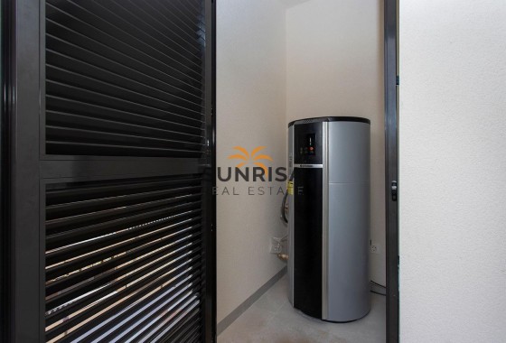 Appartement · Herverkoop - Torrevieja · Paseo maritimo · Alicante · Spanje