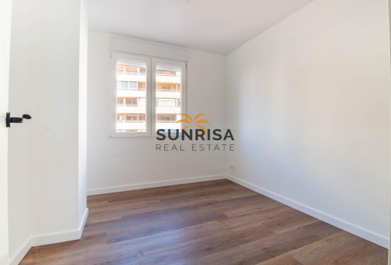 Appartement · Herverkoop - Torrevieja · Acequion · Alicante · Spanje