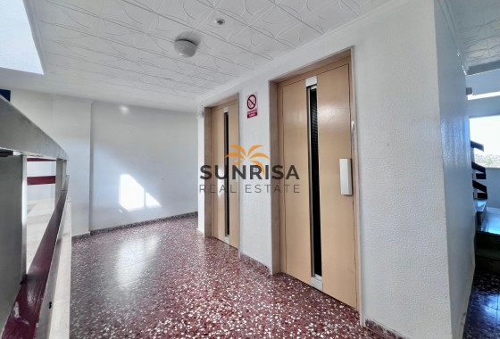 Appartement · Herverkoop - Torrevieja · Punta Prima · Alicante · Spanje