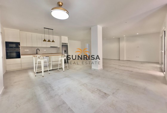 Appartement · Herverkoop - Torrevieja · Acequion · Alicante · Spanje