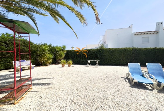 Villa · Herverkoop - Orihuela Costa · La Zenia · Alicante · Spanje