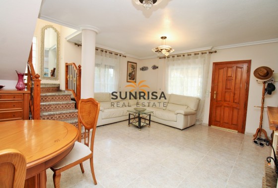 Villa · Herverkoop - Orihuela Costa · Villamartín · Alicante · Spanje