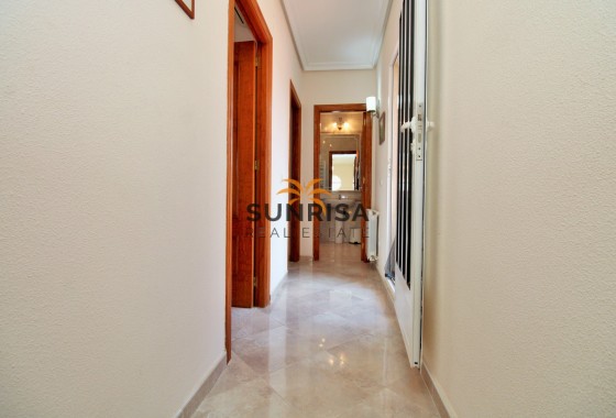 Villa · Herverkoop - Orihuela Costa · Villamartín · Alicante · Spanje