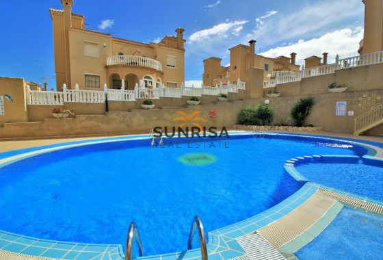 Villa · Herverkoop - Orihuela Costa · Villamartín · Alicante · Spanje