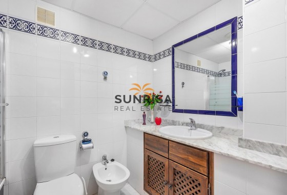 Appartement · Herverkoop - Torrevieja · Playa de los Locos · Alicante · Spanje