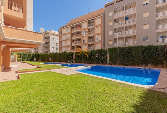 Appartement · Herverkoop - Torrevieja · Playa de los Locos · Alicante · Spanje