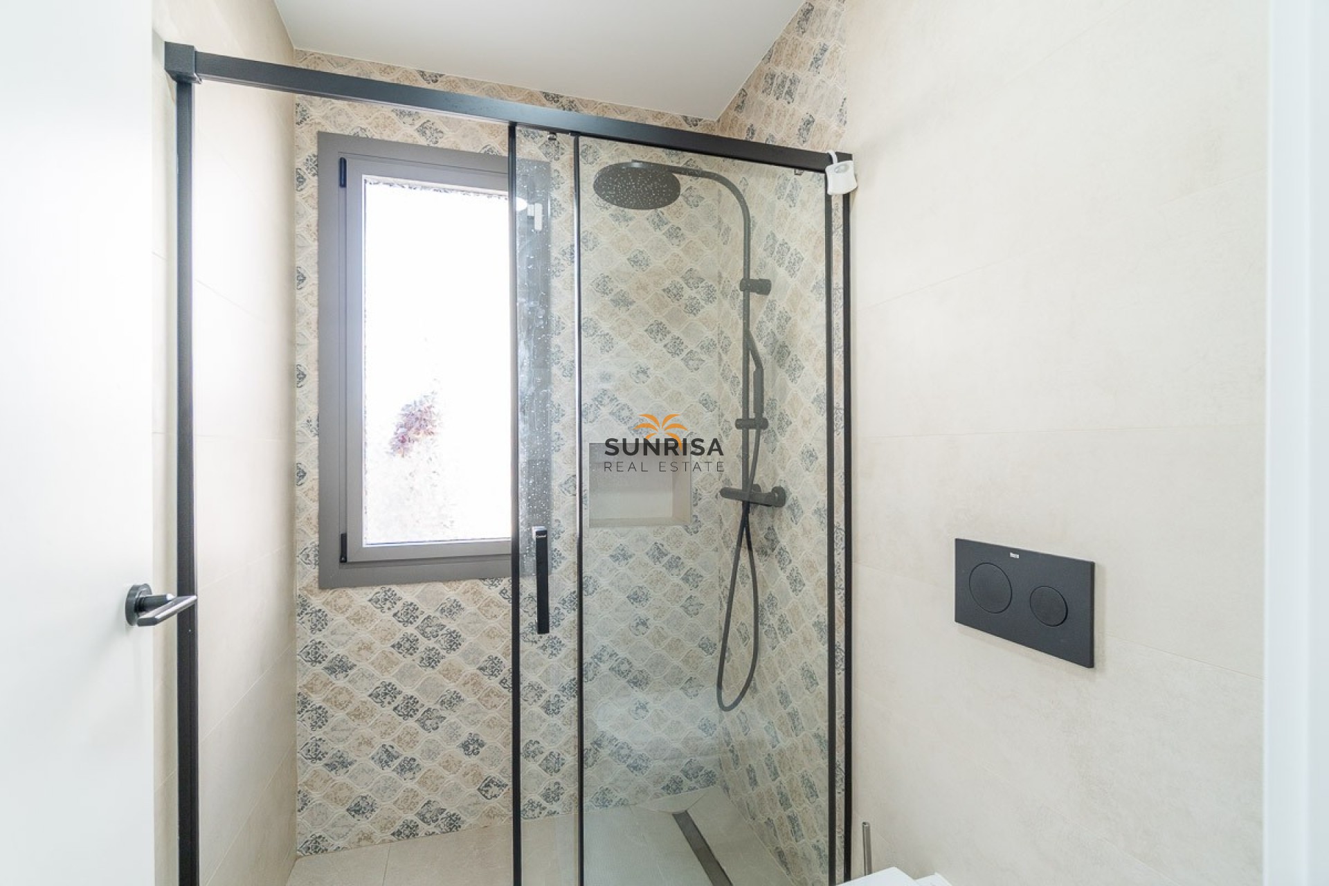 Herverkoop - Villa - Orihuela Costa