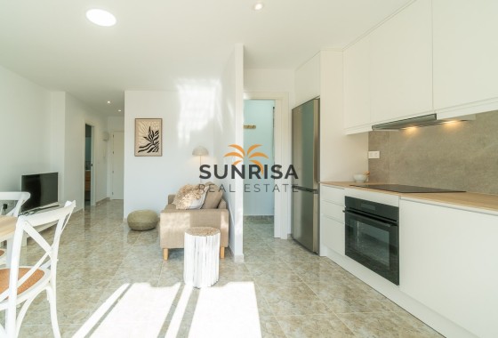 Appartement · Herverkoop - Torrevieja · La Mata · Alicante · Spanje