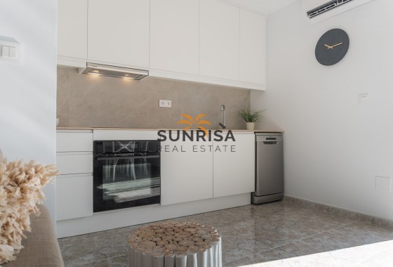 Appartement · Herverkoop - Torrevieja · La Mata · Alicante · Spanje