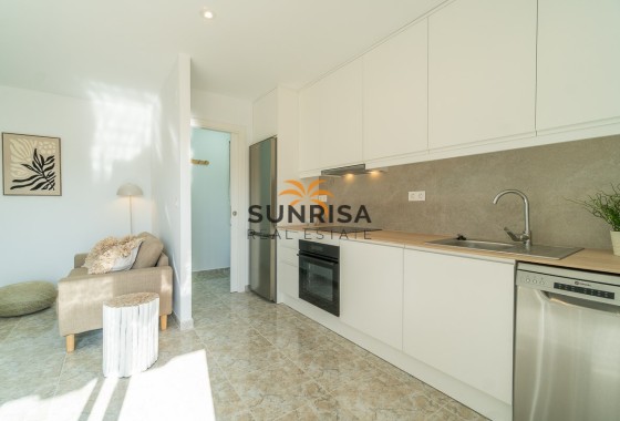 Appartement · Herverkoop - Torrevieja · La Mata · Alicante · Spanje