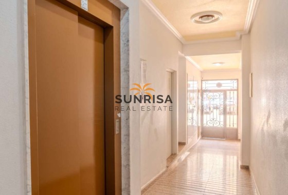 Appartement · Herverkoop - Torrevieja · Centro · Alicante · Spanje