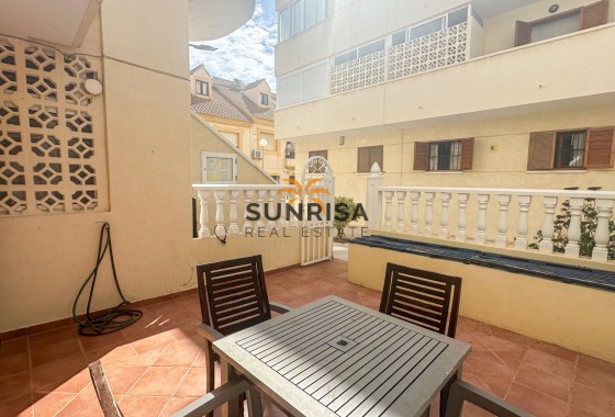 Appartement · Herverkoop - La Zenia · Alicante · Spanje