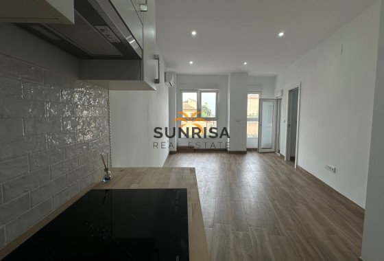 Appartement · Herverkoop - Torrevieja · Centro · Alicante · Spanje