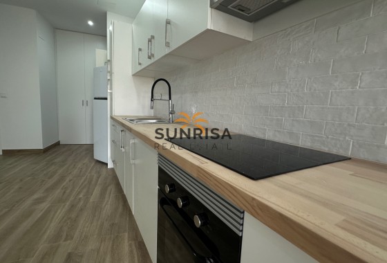 Appartement · Herverkoop - Torrevieja · Centro · Alicante · Spanje