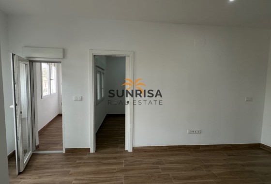 Appartement · Herverkoop - Torrevieja · Centro · Alicante · Spanje