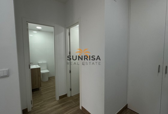 Appartement · Herverkoop - Torrevieja · Centro · Alicante · Spanje