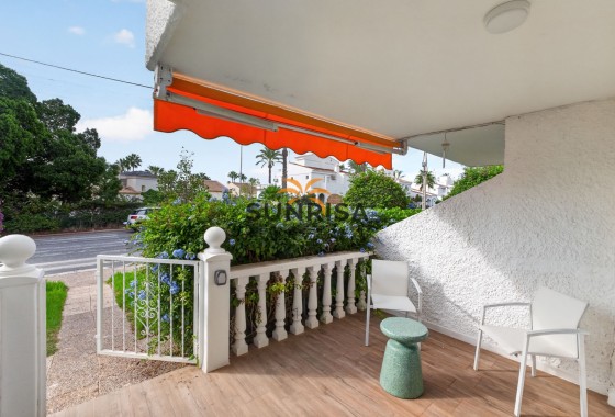 Bungalow · Herverkoop - Orihuela Costa · Villamartín · Alicante · Spanje