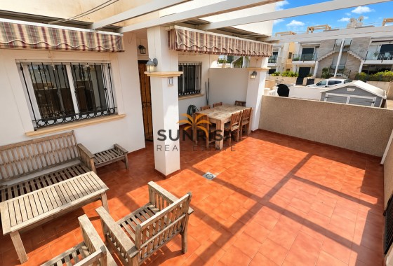 Bungalow · Herverkoop - Orihuela Costa · Punta Prima · Alicante · Spanje