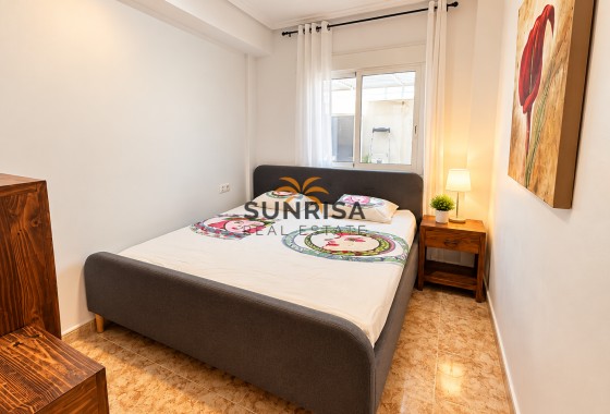 Bungalow · Herverkoop - Orihuela Costa · Punta Prima · Alicante · Spanje