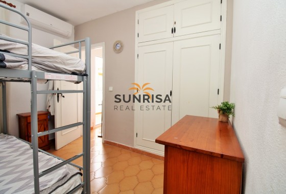 Appartement · Revente - Villamartin · Alicante · Espagne