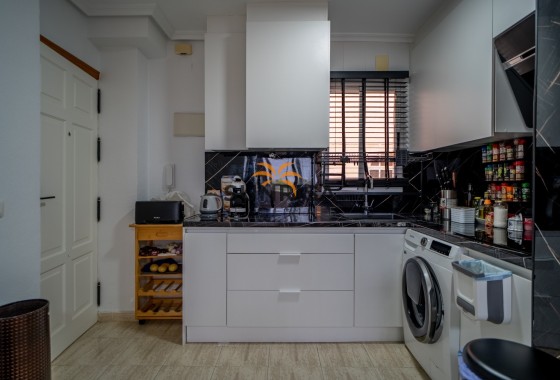 Appartement · Herverkoop - Torrevieja · La Siesta - El Salado - Torreta · Alicante · Spanje