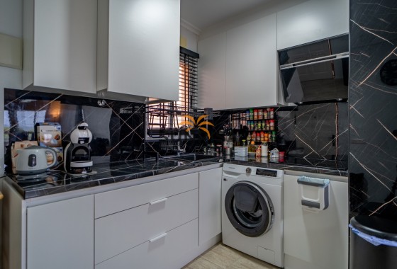 Appartement · Herverkoop - Torrevieja · La Siesta - El Salado - Torreta · Alicante · Spanje