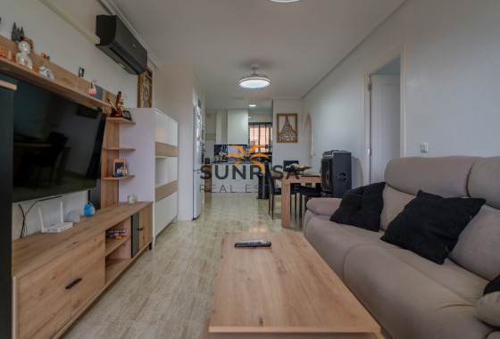 Appartement · Herverkoop - Torrevieja · La Siesta - El Salado - Torreta · Alicante · Spanje