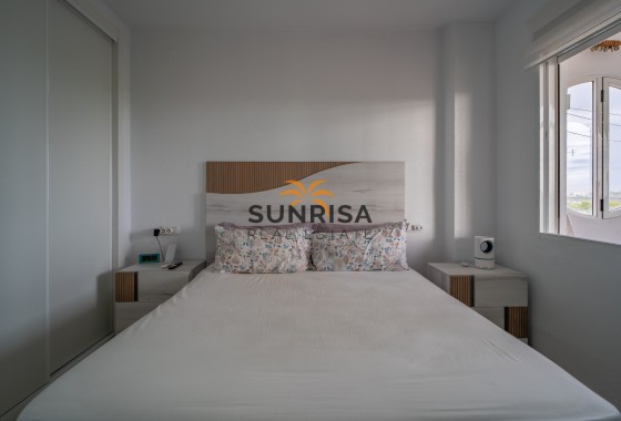 Appartement · Herverkoop - Torrevieja · La Siesta - El Salado - Torreta · Alicante · Spanje