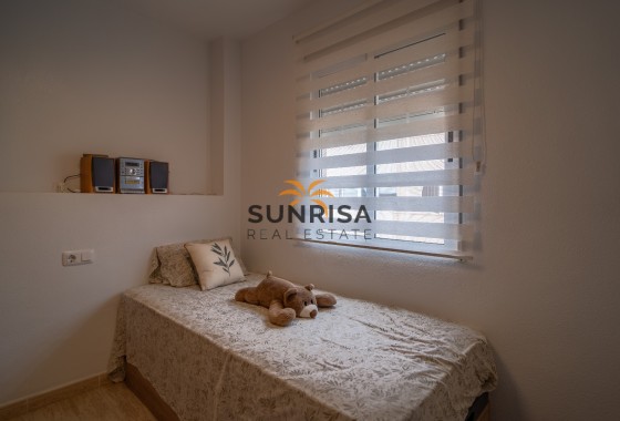 Appartement · Herverkoop - Torrevieja · La Siesta - El Salado - Torreta · Alicante · Spanje