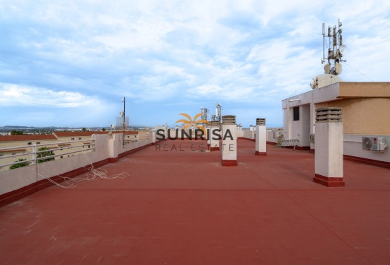 Appartement · Herverkoop - Torrevieja · La Siesta - El Salado - Torreta · Alicante · Spanje