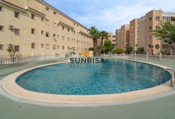 Appartement · Herverkoop - Torrevieja · La Siesta - El Salado - Torreta · Alicante · Spanje