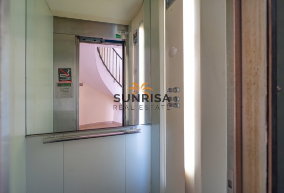 Appartement · Herverkoop - Torrevieja · La Siesta - El Salado - Torreta · Alicante · Spanje