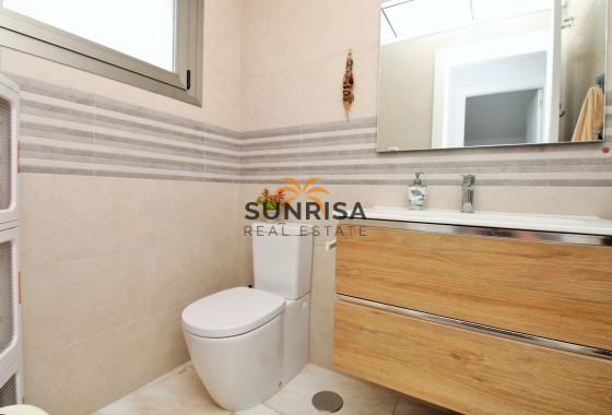 Villa · Resale - Villamartin · Alicante · Spain