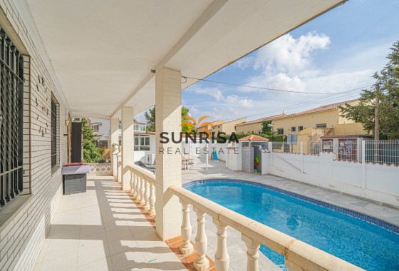 Villa · Revente - La Nucía · Alicante · Espagne
