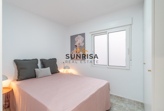 Appartement · Revente - Torrevieja · La Mata · Alicante · Espagne